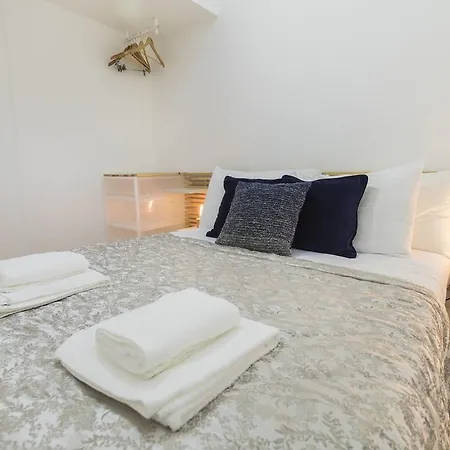 Lovelystay - Bairro Alto Hill Amazing View Apartamento