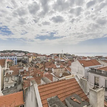 Lovelystay - Bairro Alto Hill Amazing View Apartamento