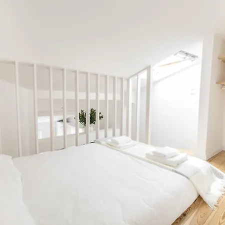 Lovelystay - Bairro Alto Hill Amazing View * Lizbona